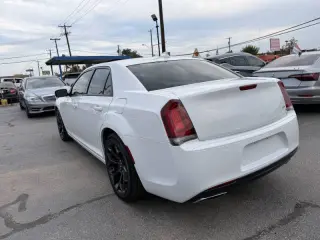 2019 Chrysler 300 S