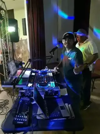 DJ DANNY (323)481-5587