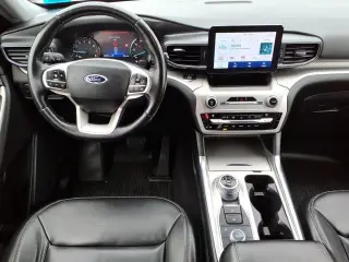 Ford Explorer 2021 AWD XLT 4dr SUV