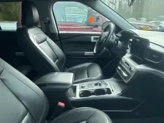 Ford Explorer 2022 AWD XLT 4dr SUV