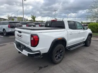 GMC Canyon 2023 4x4 Elevation 4dr Crew Cab 5 ft. SB