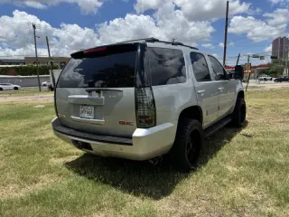 2013 GMC Yukon SLE