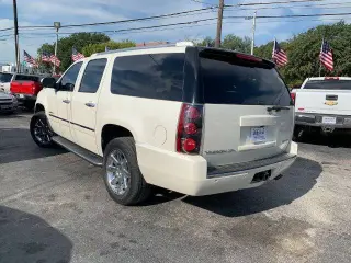 2014 GMC Yukon XL Denali