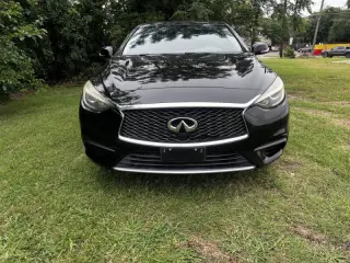 2017 Infiniti QX30 Sport