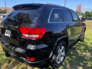 2011 Jeep Grand Cherokee Laredo X