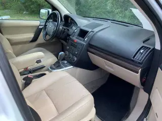 2011 Land Rover LR2