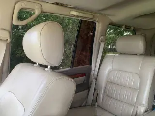 2001 Lexus LX 470
