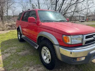 2000 Toyota 4Runner SR5