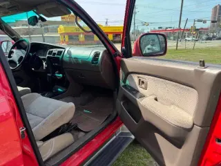 2000 Toyota 4Runner SR5