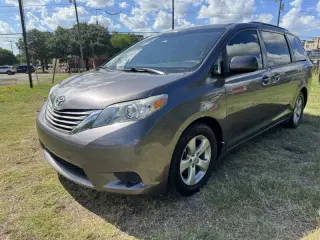 2015 Toyota Sienna