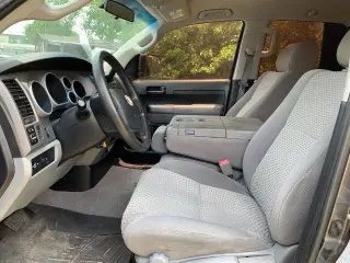 2011 Toyota Tundra Grade