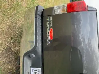 2011 Toyota Tundra Grade