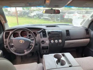 2011 Toyota Tundra Grade