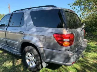 2001 Toyota Sequoia Limited