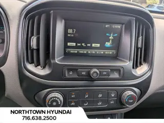 Chevrolet Colorado 2018 4x4 Work Truck 4dr Crew Cab 5 ft. SB