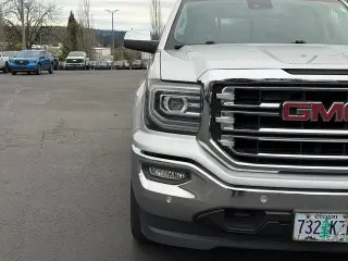 GMC Sierra 1500 2018 4x4 SLT 4dr Crew Cab 5.8 ft. SB