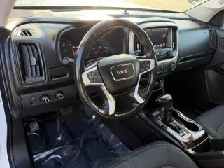 GMC Canyon 2016 4x4 SLE 4dr Crew Cab 5 ft. SB