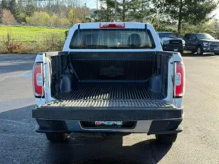 GMC Canyon 2016 4x4 SLE 4dr Crew Cab 5 ft. SB