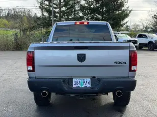 Ram 1500 Classic 2021 4x4 SLT 4dr Quad Cab 6.3 ft. SB Pickup