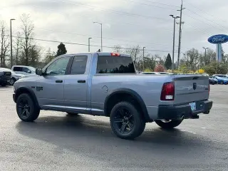 Ram 1500 Classic 2021 4x4 SLT 4dr Quad Cab 6.3 ft. SB Pickup
