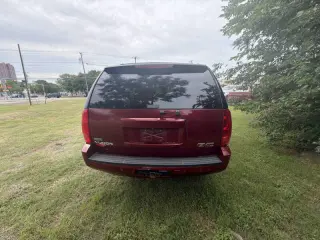 2011 GMC Yukon SLE