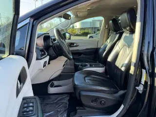 Chrysler Voyager 2021 LXi 4dr Mini-Van
