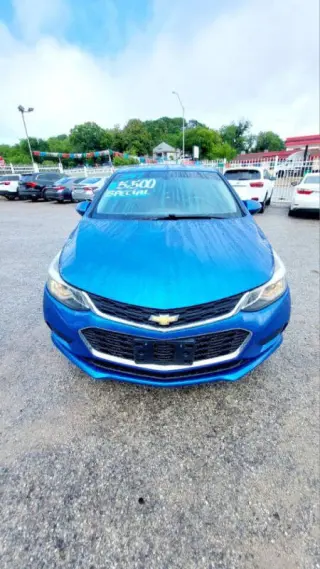 2017 Chevrolet Cruze LT Auto