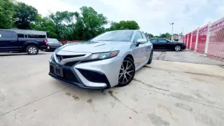 2022 Toyota Camry SE