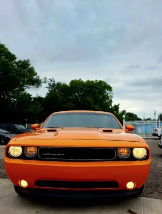 2014 Dodge Challenger SXT