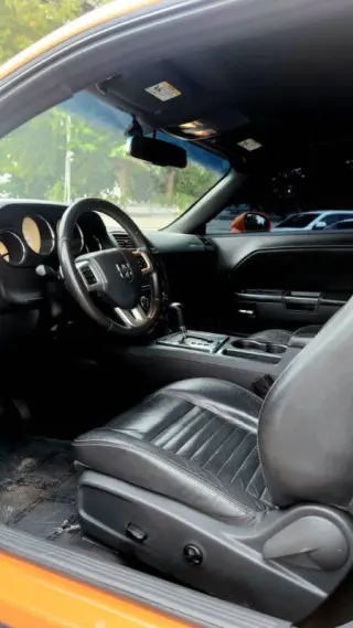 2014 Dodge Challenger SXT