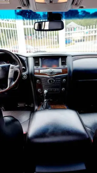 2015 Infiniti QX80