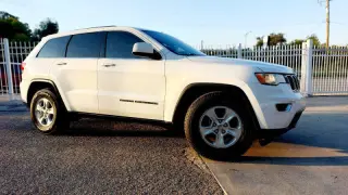 2017 Jeep Grand Cherokee Laredo