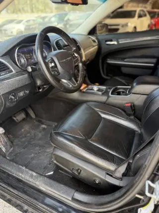 2019 Chrysler 300 Touring