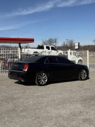2019 Chrysler 300 Touring