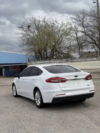 2019 Ford Fusion Hybrid SE