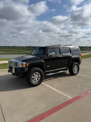 2010 HUMMER H3 Alpha