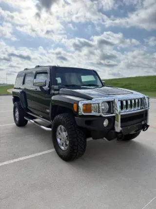 2010 HUMMER H3 Alpha