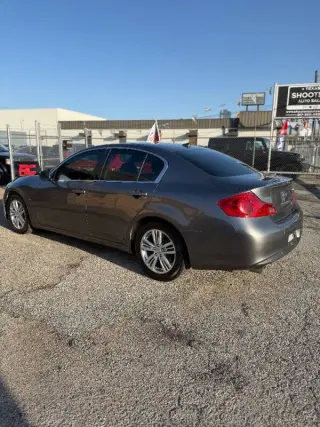 2015 Infiniti Q40