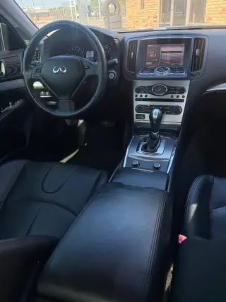 2015 Infiniti Q40
