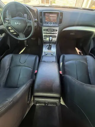 2015 Infiniti Q40