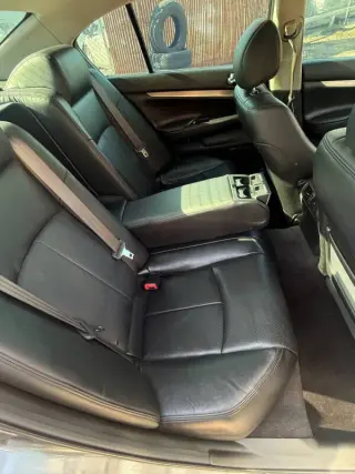 2015 Infiniti Q40