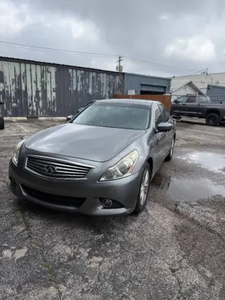 2015 Infiniti Q40