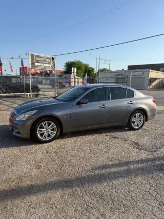 2015 Infiniti Q40
