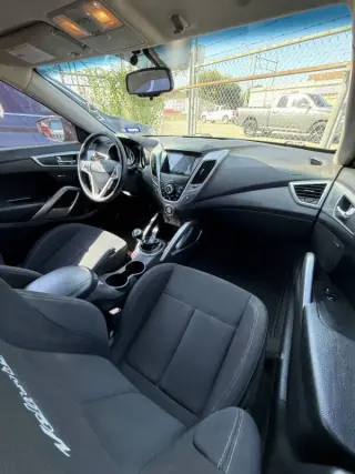 2013 Hyundai Veloster RE MIX