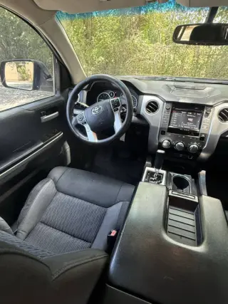 2016 Toyota Tundra SR5