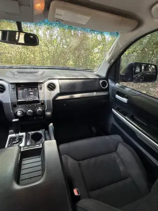 2016 Toyota Tundra SR5