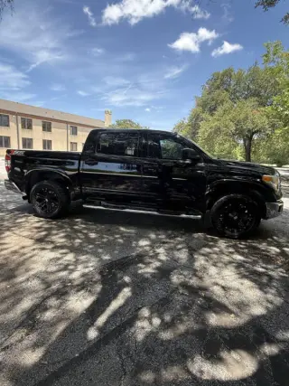 2016 Toyota Tundra SR5