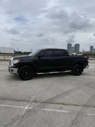2016 Toyota Tundra SR5