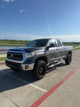 2015 Toyota Tundra SR5