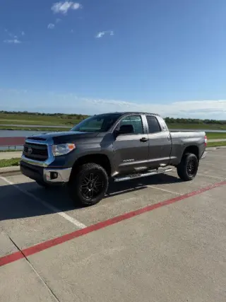 2015 Toyota Tundra SR5